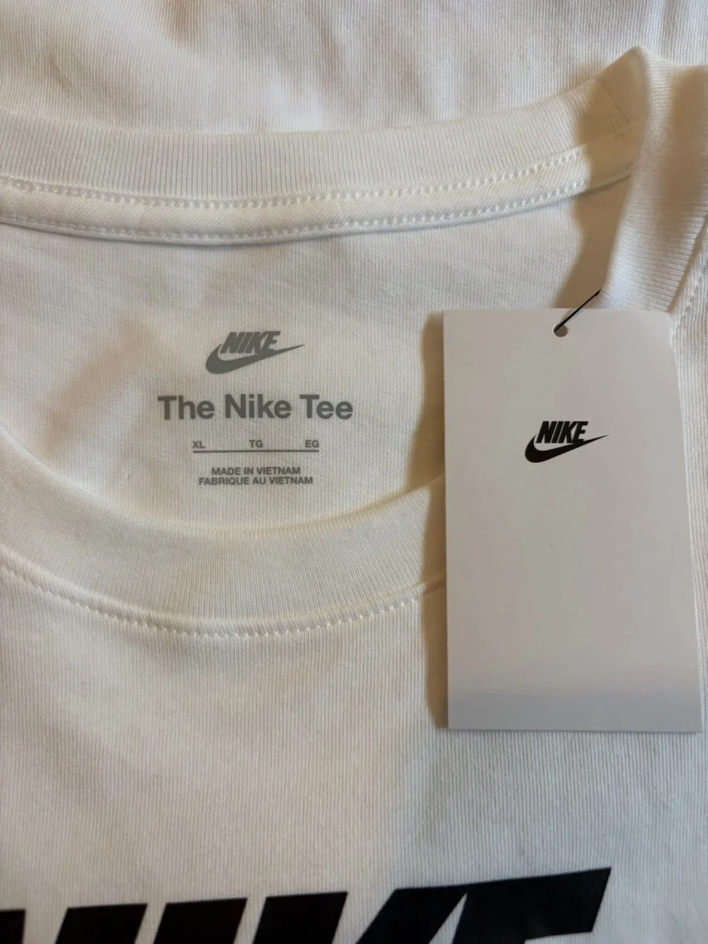 Men’s Nike Black Logo T-Shirt with Red Swoosh - Picture 3 of 5